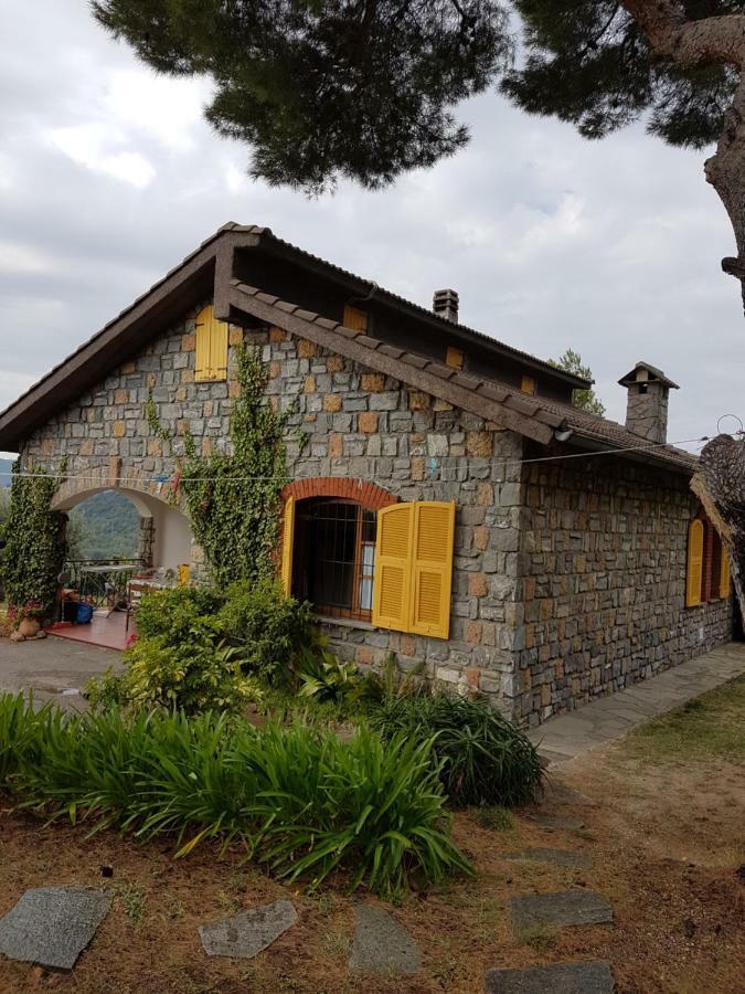 Villa Fior Di Lavanda Cisano sul Neva ภายนอก รูปภาพ