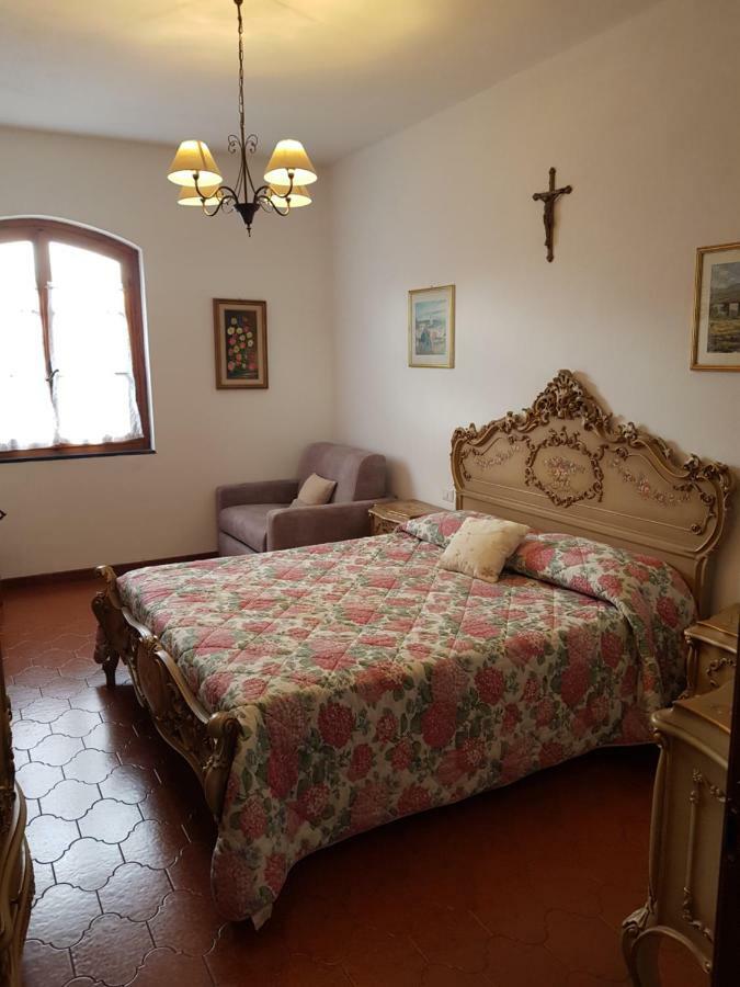 Villa Fior Di Lavanda Cisano sul Neva ภายนอก รูปภาพ